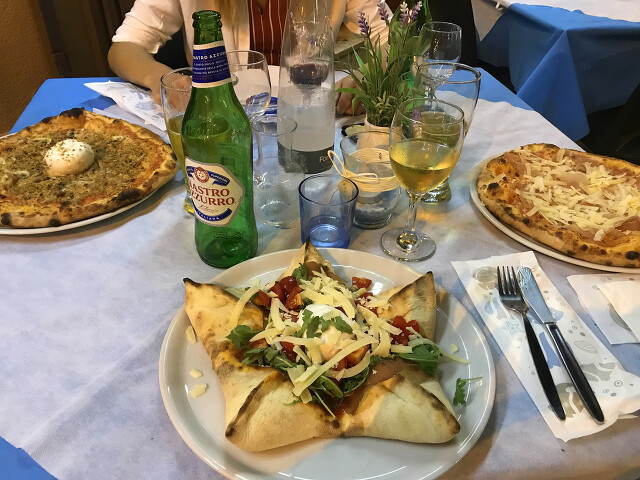 Pizza Stella -sycylijskie smakołyki